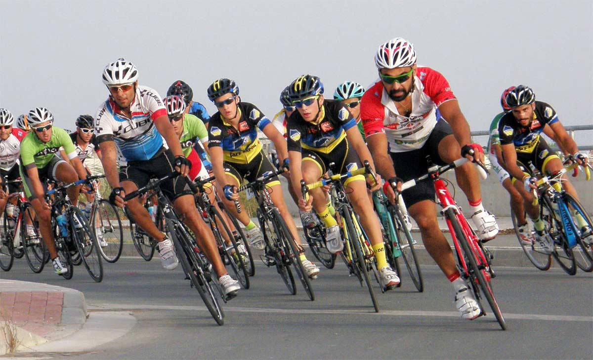 cyclo cup 3 riders turn